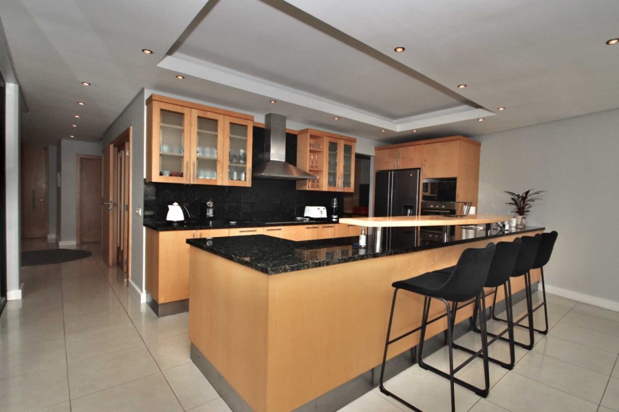 To Let 3 Bedroom Property for Rent in Sunset Beach Western Cape